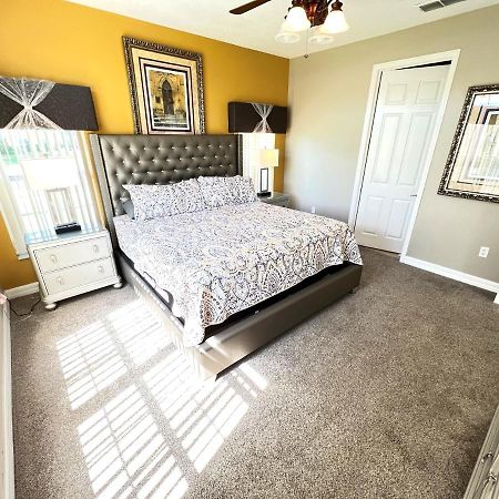 Mickeys Escape - Magical Lakeview 7Br - 4 Master Suites Pool & Hot Tub Bbq Home Theater And 2 Miles Disney! Orlando Exteriör bild