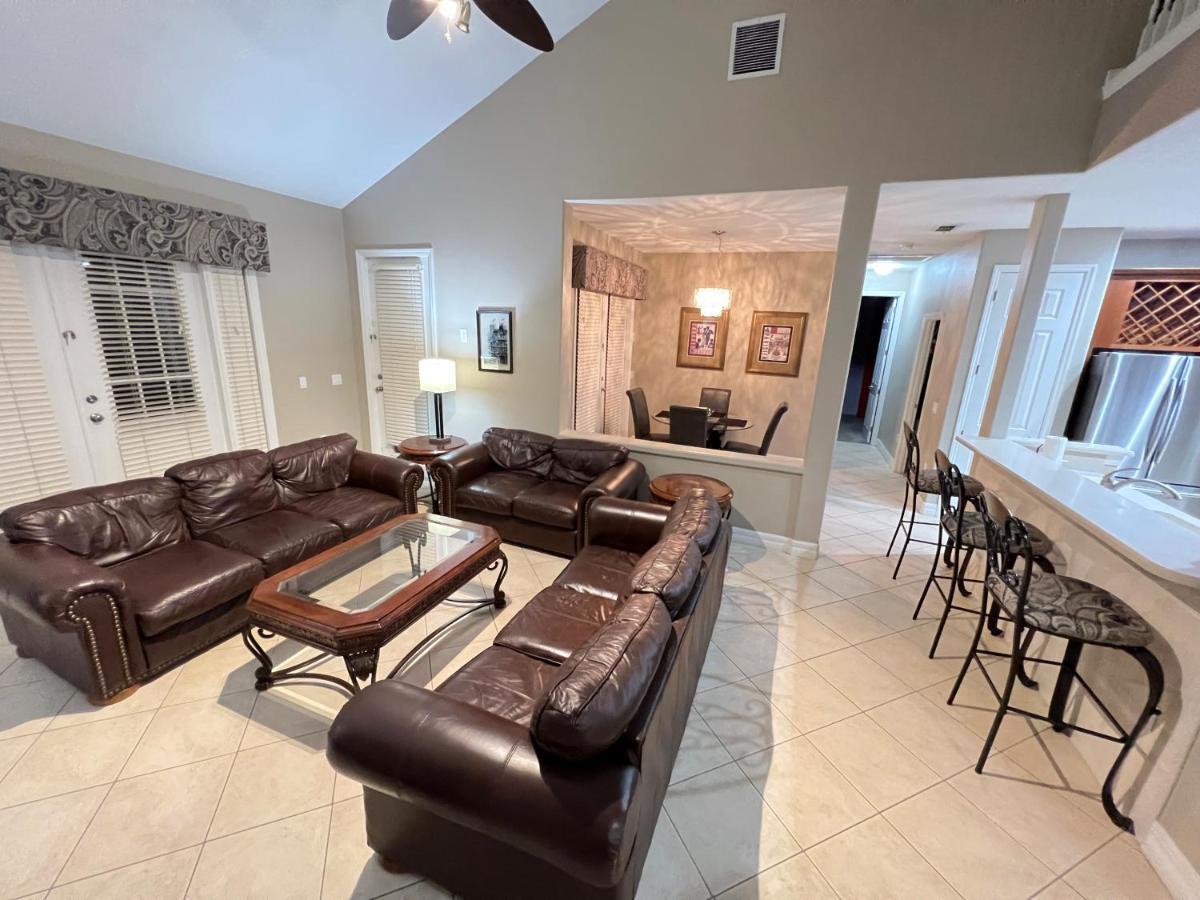 Mickeys Escape - Magical Lakeview 7Br - 4 Master Suites Pool & Hot Tub Bbq Home Theater And 2 Miles Disney! Orlando Exteriör bild